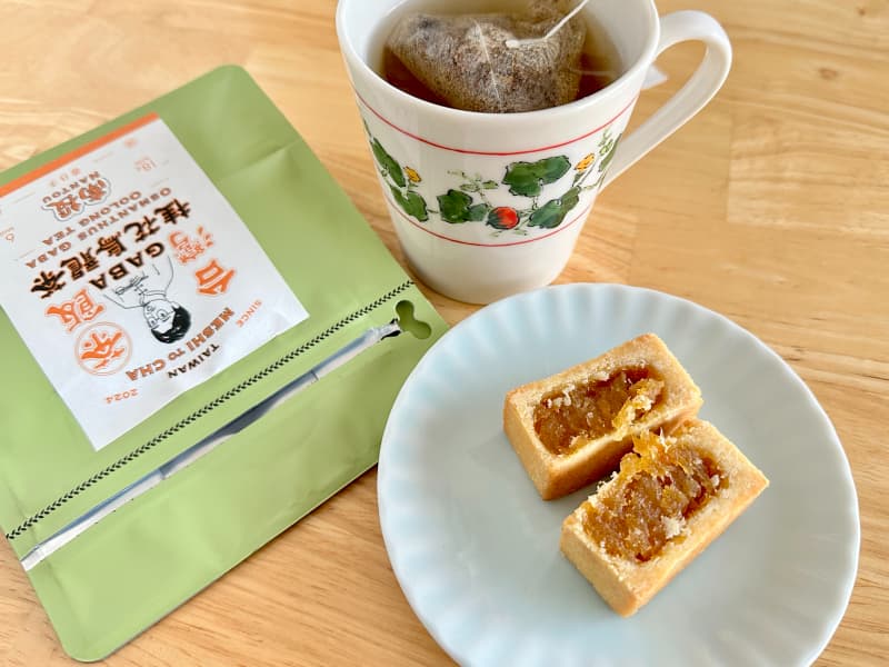 パイナップルケーキ