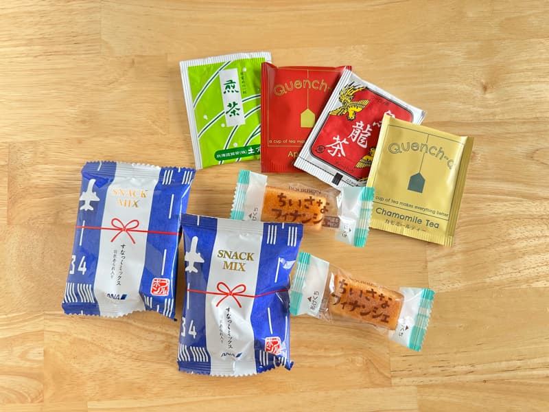 空港ラウンジのお菓子